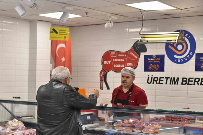 Ankara'da Ramazan ayına özel et satışına yoğun ilgi