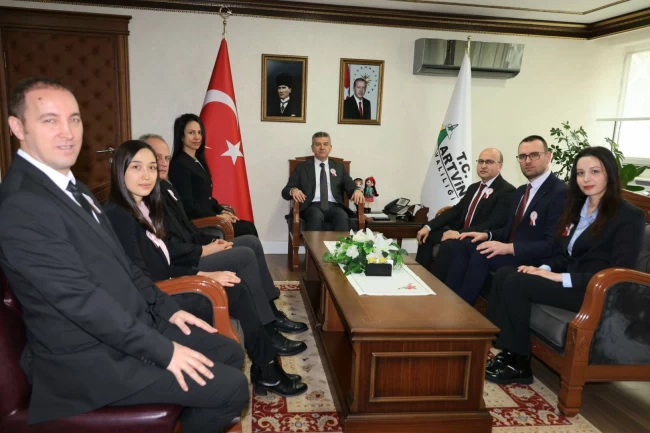 Artvin Valisi Ergün'e "37. Vergi Haftası" ziyareti