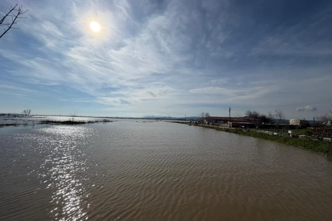 Kocaeli İtfaiyesi taşkınlara karşı Edirne'de