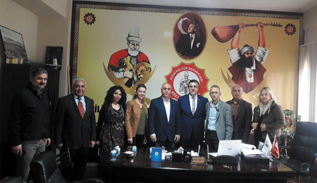 Müftüoğlu, alevi kültür derneğini ziyaret etti..