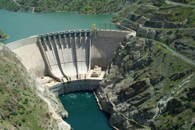 Türkiye'nin elektrik kurulu gücü 123 bin megavata ulaştı... Elektrikte yerli kaynak payı yüzde 71,9