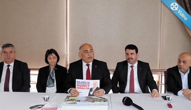 Şahin, basın mensuplarıyla bir araya geldi..