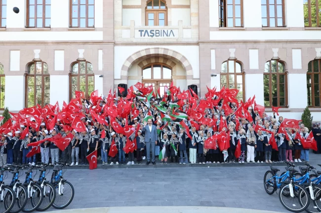 Konya'da hafız adaylarına eğitim desteği başladı