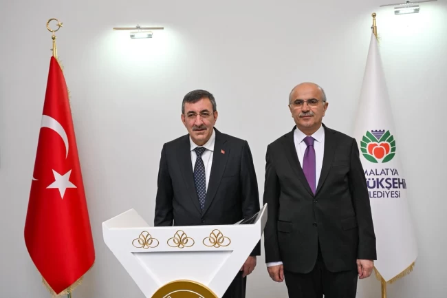 Malatya Büyükşehir'in kütüphane çalışmasına tebrik