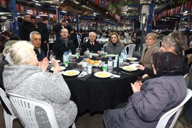 Kardeşlik sofrası Karacabey'de kuruldu