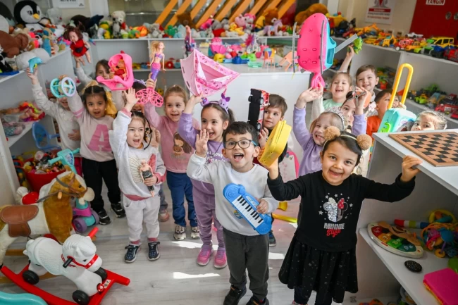 Bornova'da Oyuncak Kütüphanesi dayanışma ve paylaşmanın simgesi