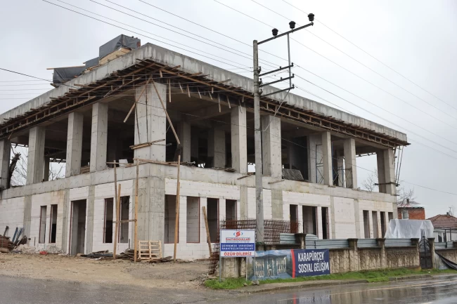 Sakarya Karapürçek Sosyal Gelişim Merkezi'nde çalışmalar sürüyor