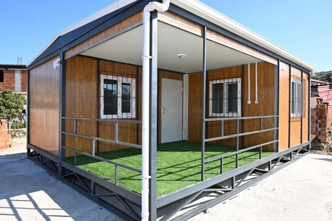 Manisa Büyükşehir'den mağdur aileye yeni yaşam