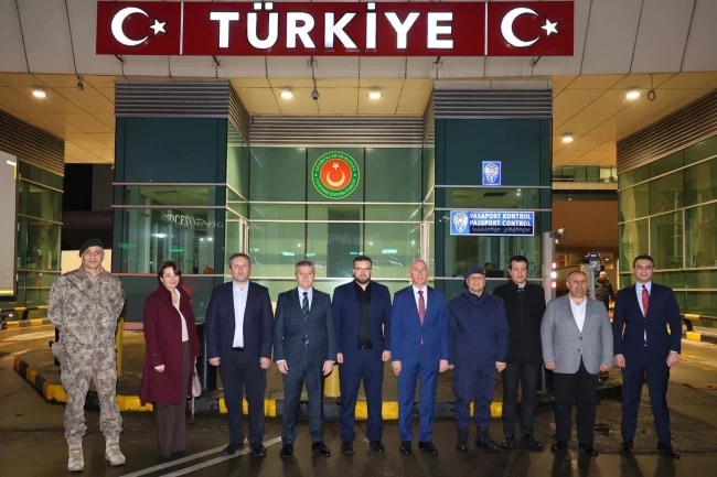 Sarp Sınır Kapısı'nda dostluk sofrası kuruldu