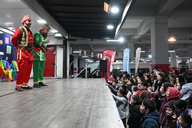 Manisa Büyükşehir'in Soma'da sofra kurdu