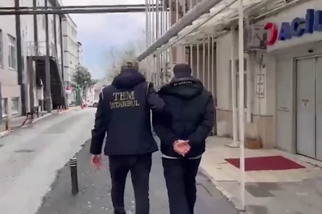 Son iki haftada 35 ilde DEAŞ'a 184 gözaltı!