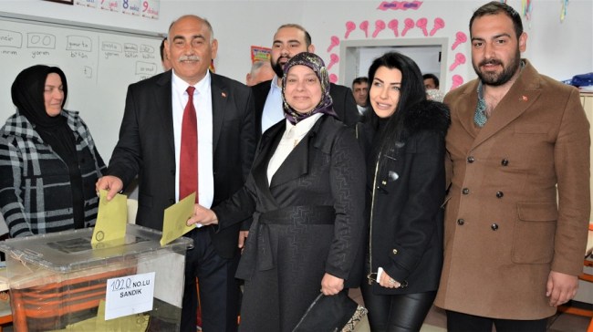 “İlk defa kendim için oy kullandım!..”