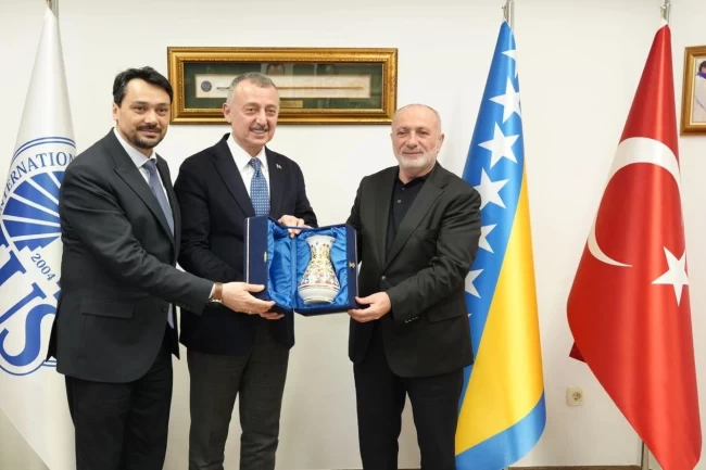 Başkan Büyükakın'dan Bosna'da resmi temaslar