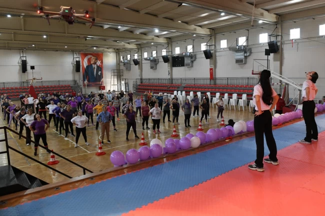 Çiğli'de 8 Mart ruhu: Kadınlar sanatla, sporla ve yürüyüşle buluştu