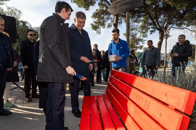 İzmir'den şiddete karşı güçlü mesaj
