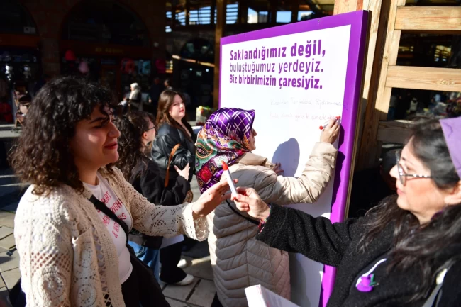 Bursa'da kadınlardan 'şiddetsiz ve eşit yaşam' talebi