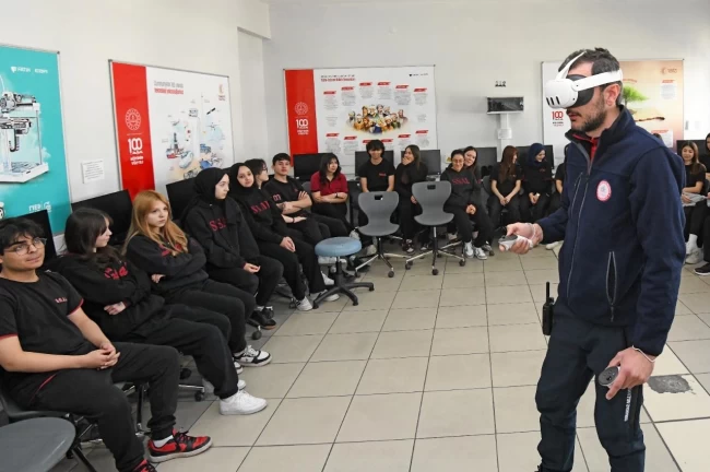 Bursa Osmangazi'de VR destekli afet tatbikatı
