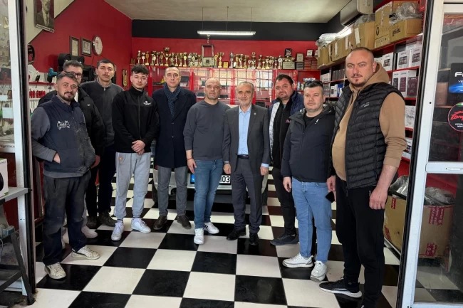 İYİ Partili Akalın'dan araç aksesuarı sektörüne ziyaret