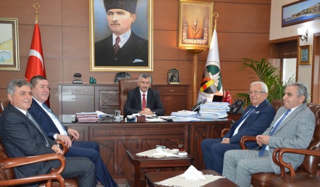 CHP’li başkanlar, Vali Bektaş’ı ziyaret etti..