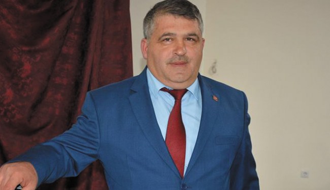 Yeni Başkan Mandacı oldu..