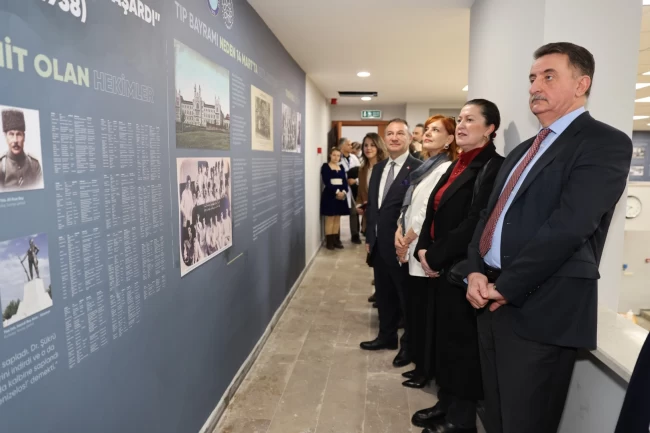 Genç Cumhuriyet'in sağlık başarılarına Bursa sergisi