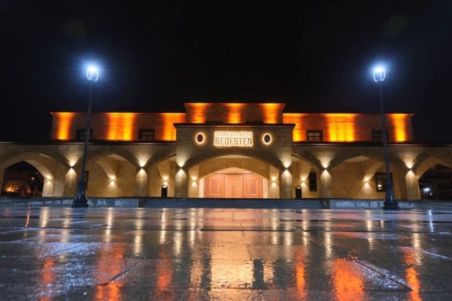 Bedesten'de "Kutsal Emanetler Sergisi" ziyarete açılıyor