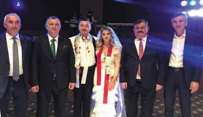 Yazıcıoğlu ve Adatepe ailelerinden görkemli düğün..