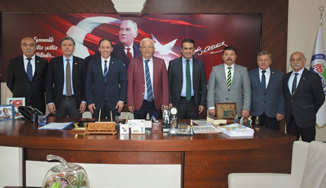 CHP Milletvekillerinden 'gecikmeli' ziyaret..