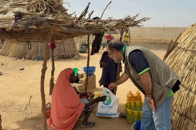 Help Yetim'den Nijerya Kano'da savaş mağdurlarına kurban eti, zekat ve eğitim desteği