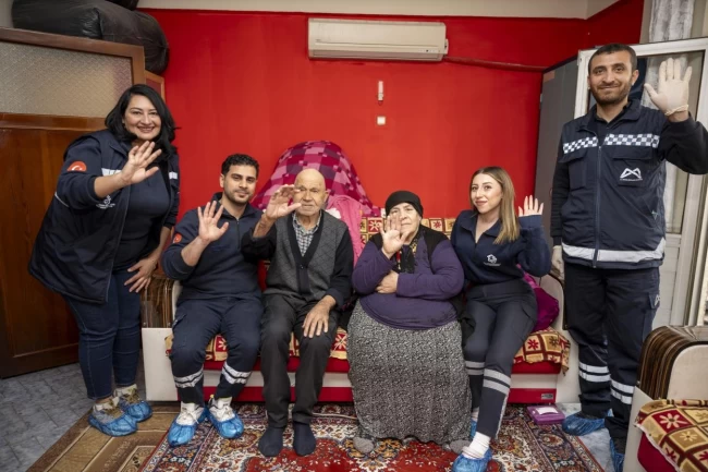 Mersin'de bayram öncesi evde sağlık ve bakım hizmeti