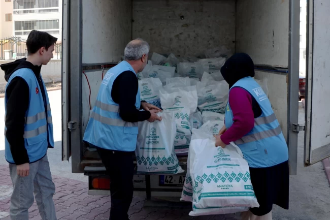 KOMEK kursiyerleri Ramazan boyunca gönüllere dokundu