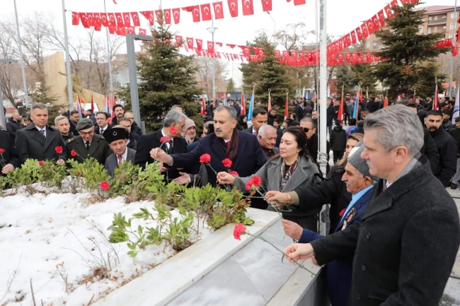 Ağrı'da 18 Mart Çanakkale Zaferi törenlerle anıldı