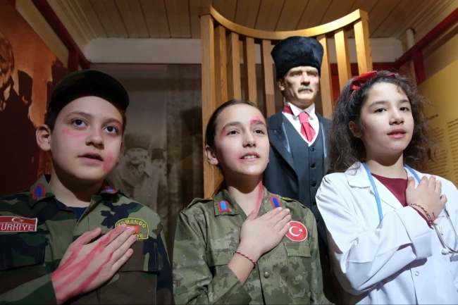 Çanakkale ruhunu İzmit'te yankılandı