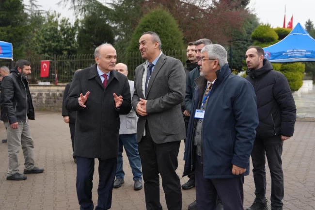 Başkan Özlü bayram arifesinde vatandaşlarla buluştu