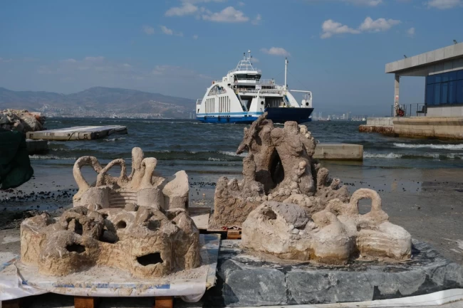 İzmir'de atık midye kabukları yapay resiflere dönüşecek