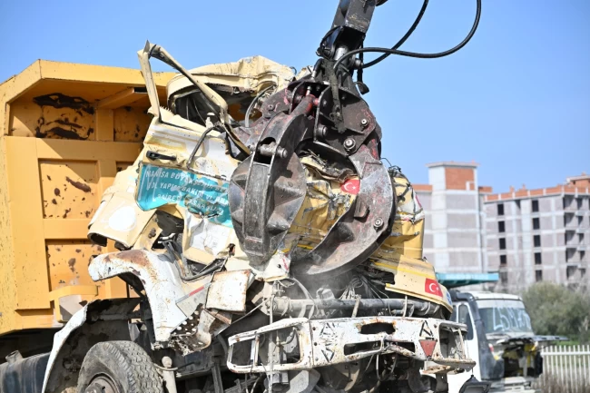 Manisa'da hurda ve sahipsiz araçlar MKE'ye sevk edildi