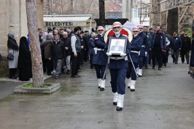 Kıbrıs Gazisi Ahmet Memiş son yolculuğuna uğurlandı