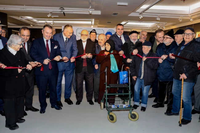 Olgun gençler, Yaşlılara Saygı Haftası'nda hünerlerini sergiledi