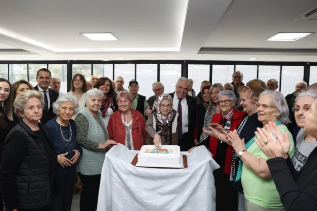 Bursa Nilüfer'de Başkan Şadi Özdemir'den vefa ziyareti