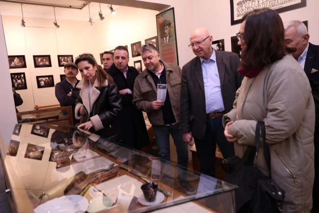 Bursa basınından Orhan Kemal Müzesi'ne ziyaret