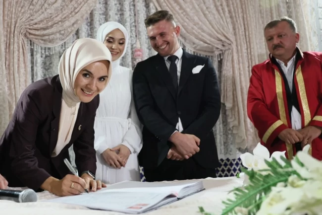 Aile ve Gençlik Fonu'ndan 132 bin gence 10,7 milyar TL'lik destek