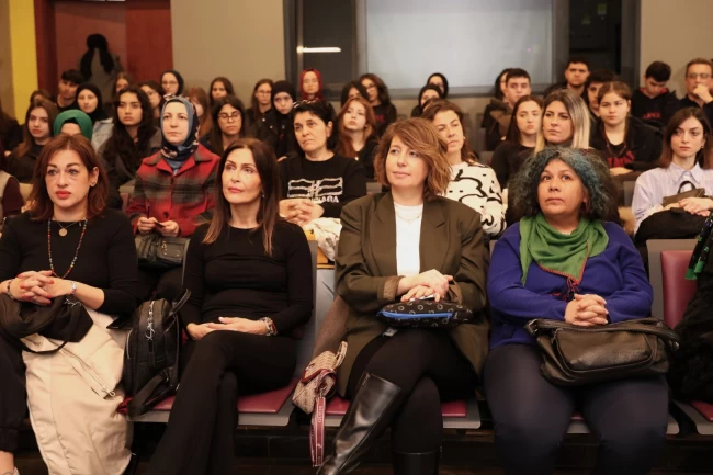 Beden dili ve kelimelerin gücü Bursa Osmangazi'de anlatıldı