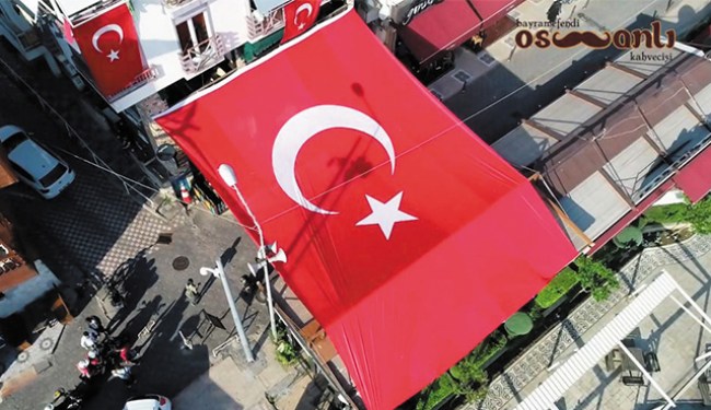 Yalı Caddesine renk geldi!..