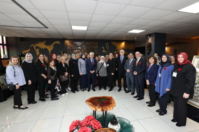 "Sanatın Diliyle Değerlerimiz" sergisi açıldı