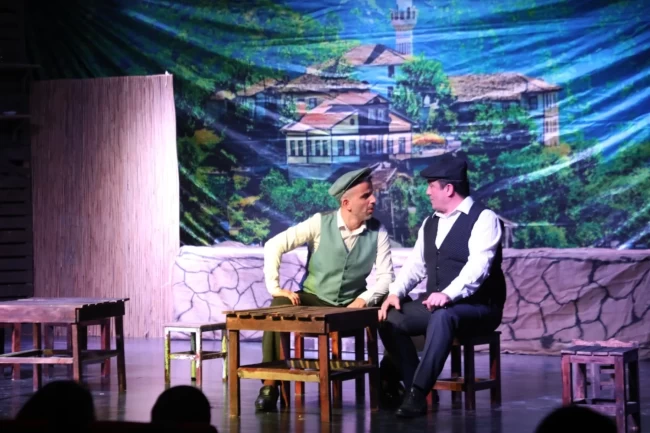 Bursa İnegöl'de 27 Mart "Komşu Köyün Delisi" ile kutlandı