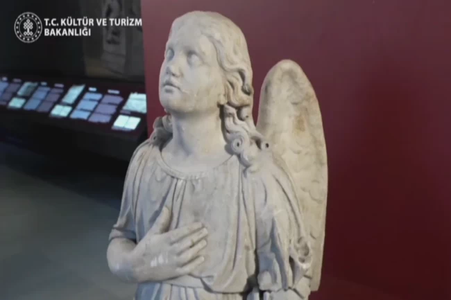 22 yıl sonra gelen iade... "Melek Heykeli" yerine döndü