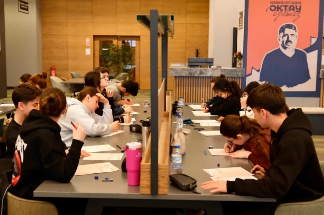 Bursa Yıldırım'dan öğrencilere sınav desteği