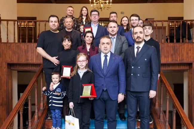 Bilecik'te 'yılın okurları' ödüllerine kavuştu