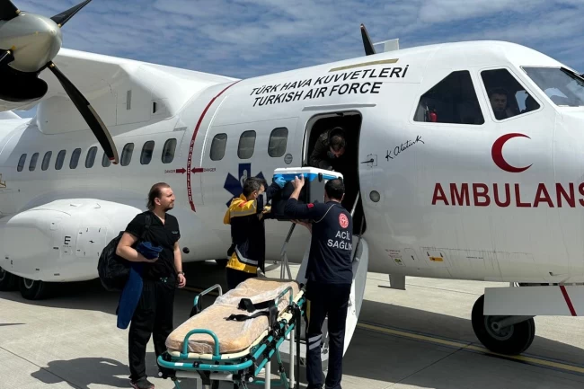 Hava Kuvvetleri'nden hayat kurtaran uçuş