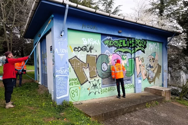 Kocaeli'de görüntü kirliliğine Büyükşehir dokunuşu